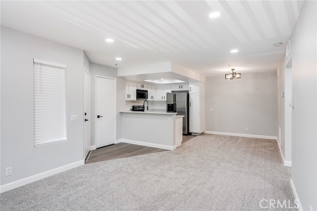 Detail Gallery Image 3 of 15 For 116 N Mine Canyon Rd #D,  Orange,  CA 92869 - 1 Beds | 1 Baths