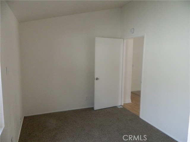 Detail Gallery Image 4 of 15 For 140 W Pioneer Ave #104,  Redlands,  CA 92374 - 3 Beds | 2 Baths