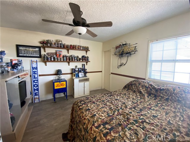 14135 Chere Drive, Whittier CA: https://media.crmls.org/medias/6a55bd65-9b04-4876-b536-08154b87681c.jpg