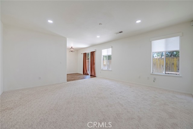 Detail Gallery Image 14 of 36 For 1584 Portola Way, Merced,  CA 95348 - 3 Beds | 2 Baths