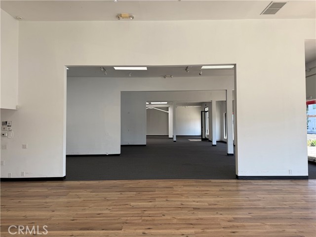  Commercial for Sale in Los Angeles, California