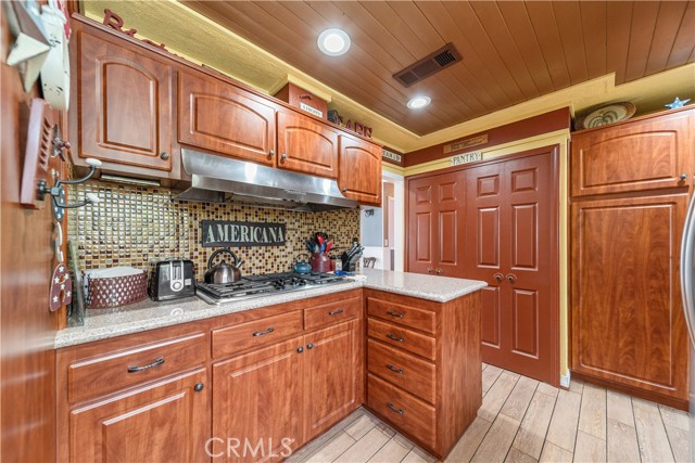 2033 E Duell Street, Glendora CA: https://media.crmls.org/medias/6a56e311-a479-40fa-9d03-b4525f113c8b.jpg