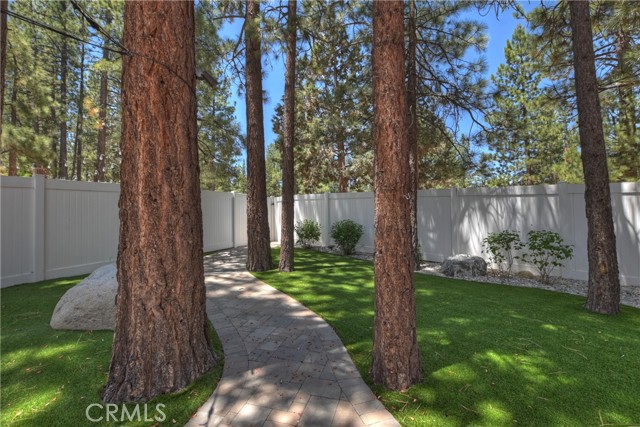 Detail Gallery Image 17 of 59 For 457 Woodside, Big Bear City,  CA 92314 - 4 Beds | 2 Baths