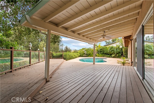 4616 COYLE, Woodland Hills CA: https://media.crmls.org/medias/6a59d411-d11b-4e80-9244-47044544a263.jpg