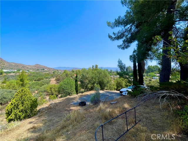 32401 Barber Road, Agua Dulce CA: https://media.crmls.org/medias/6a5a4a90-cc48-4422-9710-e4533652dd92.jpg
