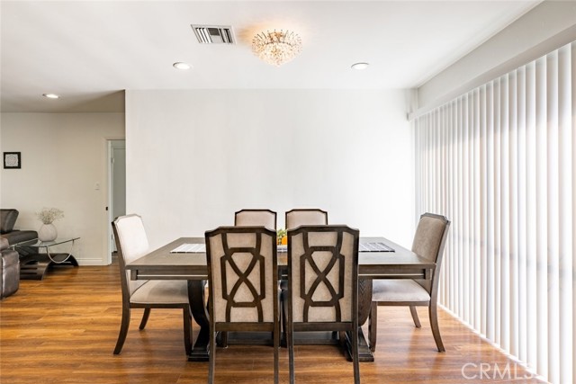 5805 Bucknell Avenue, Valley Village CA: https://media.crmls.org/medias/6a5ad667-4992-4965-9950-8af3b85e6422.jpg