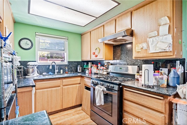 Detail Gallery Image 12 of 32 For 11376 Andrew Dr #18,  Garden Grove,  CA 92843 - 3 Beds | 2/1 Baths