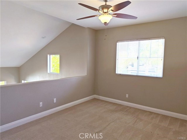 33039 Harmony Lane, Temecula CA: https://media.crmls.org/medias/6a5b7fab-41cf-4a98-a77d-c9cdfa533dfe.jpg