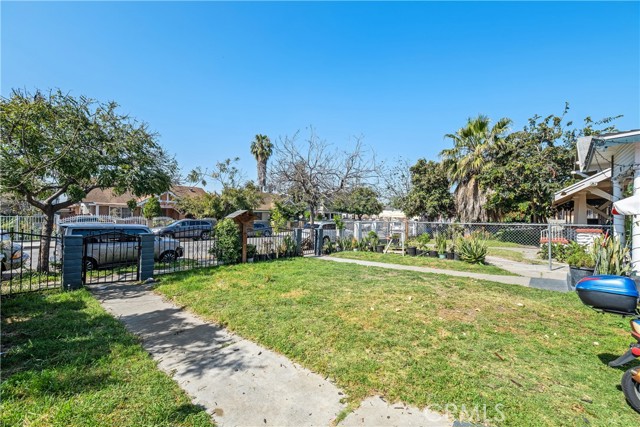 Image 25 of 30 For 961 47th Street