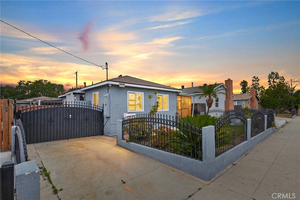 6535 Downey