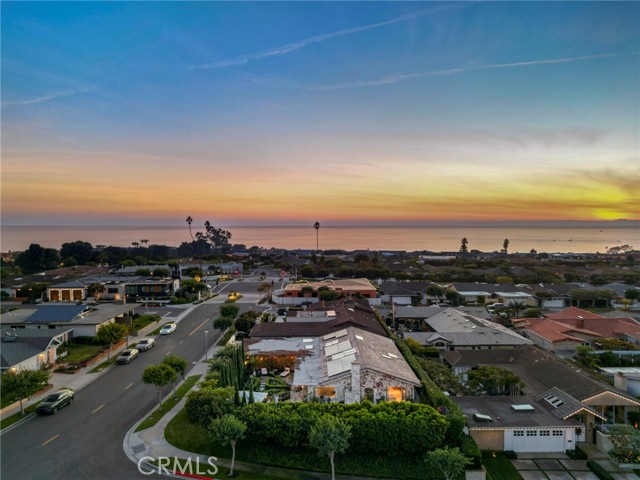 Detail Gallery Image 20 of 26 For 4621 Wayne, Corona Del Mar,  CA 92625 - 4 Beds | 3/1 Baths