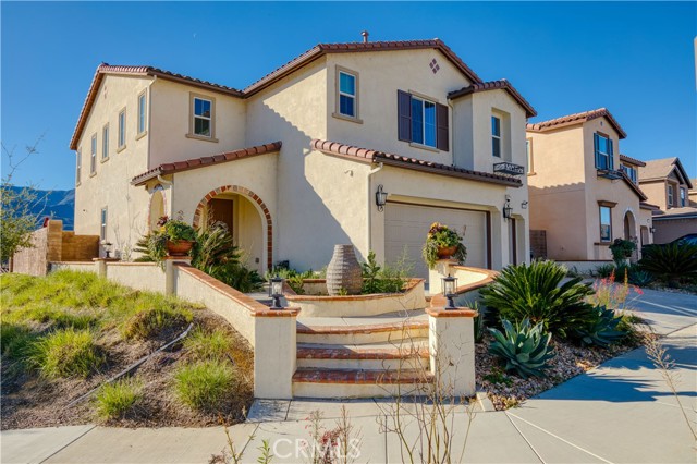 Detail Gallery Image 2 of 33 For 11313 Atlas Ct, Corona,  CA 92883 - 4 Beds | 2/1 Baths