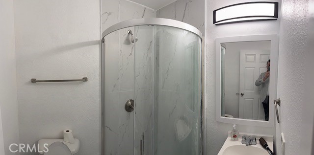 https://media.crmls.org/medias/6a5d44b9-5bc4-4439-89fc-28e8f64da118.jpg?preset=X-Large