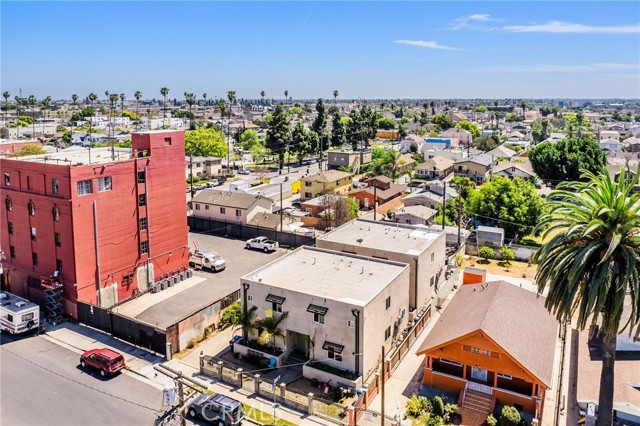 Detail Gallery Image 3 of 11 For 816 W 47th St, Los Angeles,  CA 90037 - – Beds | – Baths