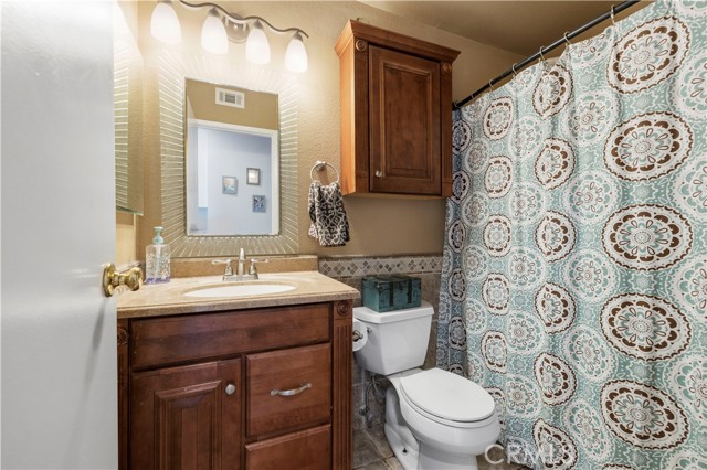 Detail Gallery Image 35 of 54 For 28442 Alder Peak, Canyon Country,  CA 91387 - 5 Beds | 3 Baths