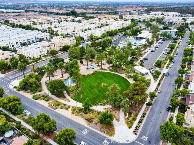 320 Magnet, Irvine CA: https://media.crmls.org/medias/6a5fa6df-2d56-4051-b07a-164c4105223a.jpg