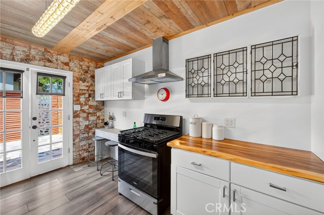 Detail Gallery Image 15 of 64 For 261 N Oak, Pasadena,  CA 91107 - 4 Beds | 3 Baths