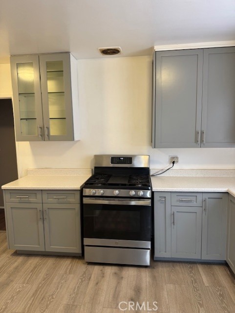 Detail Gallery Image 4 of 8 For 20701 Schoolcraft, Winnetka,  CA 91306 - 3 Beds | 2 Baths