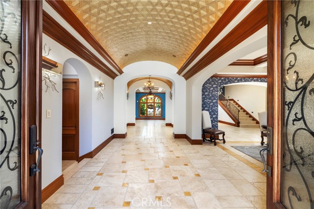 Detail Gallery Image 4 of 55 For 97 Canyon, Irvine,  CA 92603 - 6 Beds | 6/2 Baths