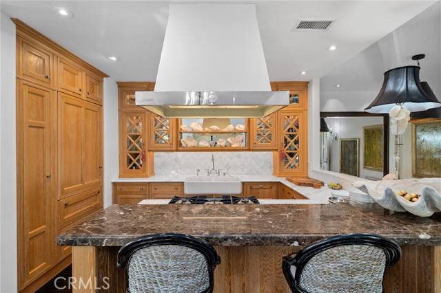 1030 Bayside Cove, Newport Beach CA: https://media.crmls.org/medias/6a619d30-69ba-439d-9a36-ec26d4a68514.jpg