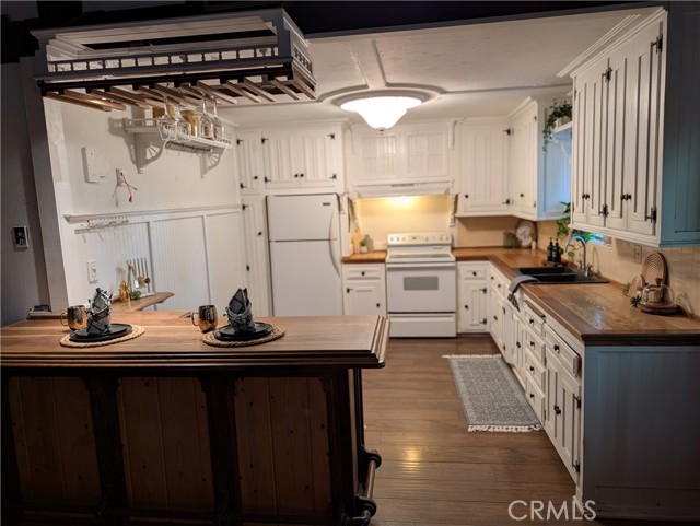 767 Big Oak, Crestline, CA 92325