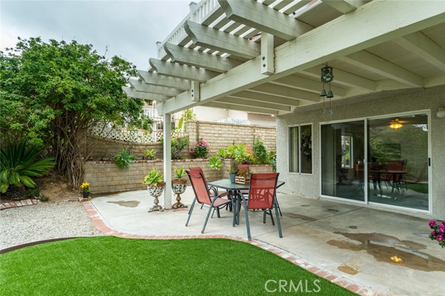 Detail Gallery Image 18 of 49 For 21714 Agajanian Ln, Saugus,  CA 91350 - 4 Beds | 3 Baths