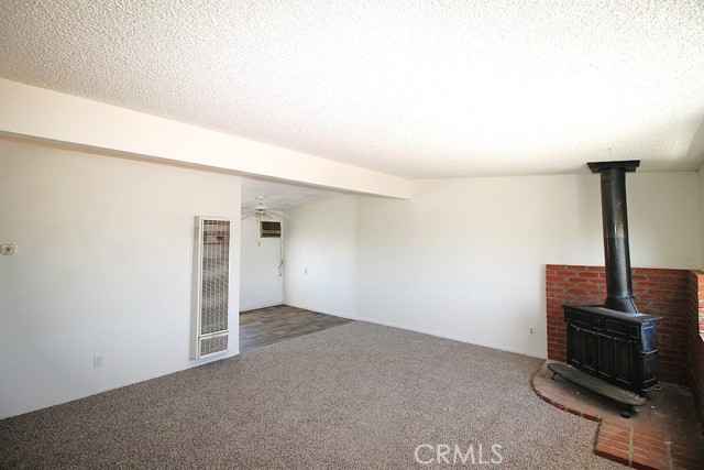 Detail Gallery Image 10 of 26 For 34150 Woods Ave, Barstow,  CA 92311 - 3 Beds | 1 Baths