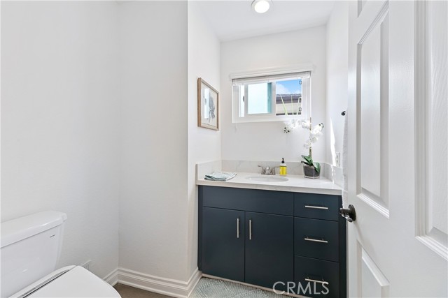 2006 Warfield Avenue, Redondo Beach, California 90278, 3 Bedrooms Bedrooms, ,2 BathroomsBathrooms,Residential,Sold,Warfield,SB21179490