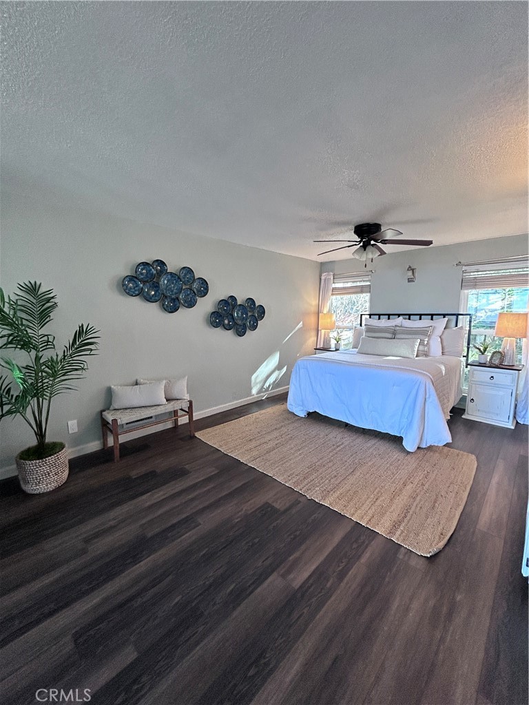 https://media.crmls.org/medias/6a624c7e-b4d5-4b96-8976-07305872fffe.jpg?preset=X-Large