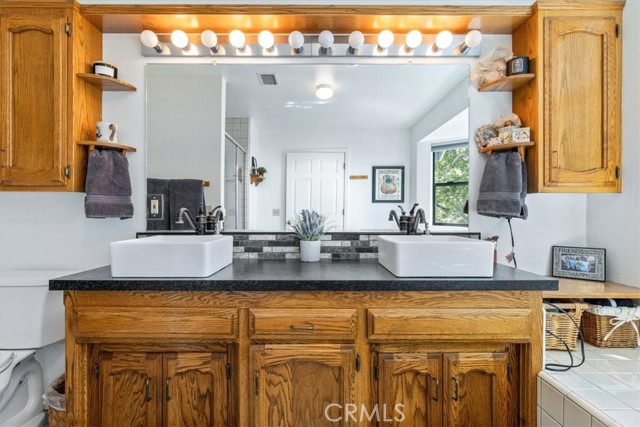 Detail Gallery Image 19 of 57 For 12355 Santa Ana, Atascadero,  CA 93422 - 4 Beds | 3/1 Baths