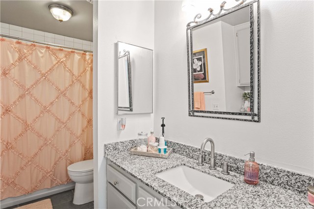 Detail Gallery Image 28 of 37 For 2531 Radford Ct, Simi Valley,  CA 93063 - 4 Beds | 2/1 Baths