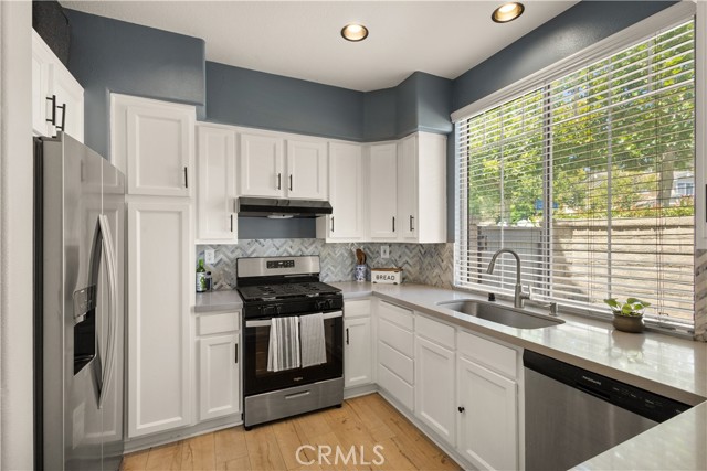 26502 Big Sur Drive, Valencia CA: https://media.crmls.org/medias/6a6434a9-af2c-4f38-8b8c-2e0507eb8fbc.jpg