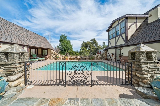 Detail Gallery Image 14 of 31 For 23021 8th St, Newhall,  CA 91321 - 2 Beds | 2 Baths