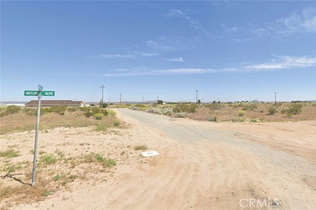 Detail Gallery Image 4 of 4 For 22001 Mitchell Bld, California City,  CA 93505 - – Beds | – Baths