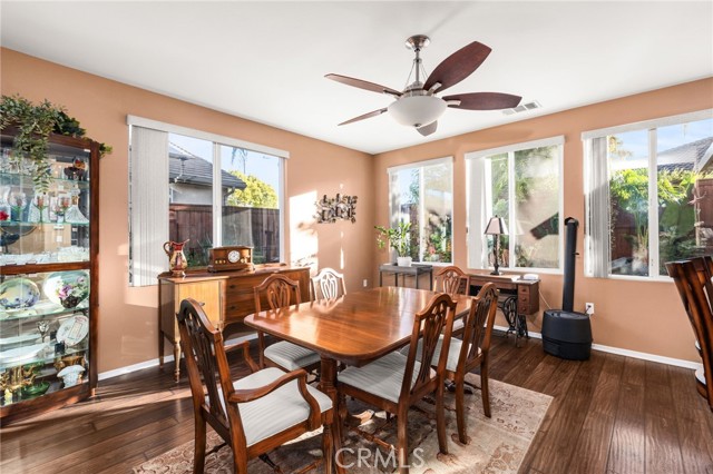 Detail Gallery Image 14 of 37 For 382 Casper Dr, Hemet,  CA 92545 - 2 Beds | 2 Baths