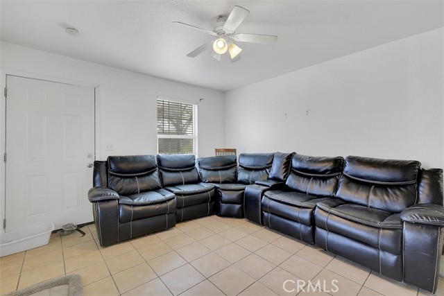 Detail Gallery Image 5 of 30 For 3838 Spencer, Oroville,  CA 95966 - 4 Beds | 2 Baths