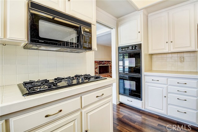 Detail Gallery Image 21 of 62 For 1535 via Tioga, Riverside,  CA 92506 - 4 Beds | 2 Baths