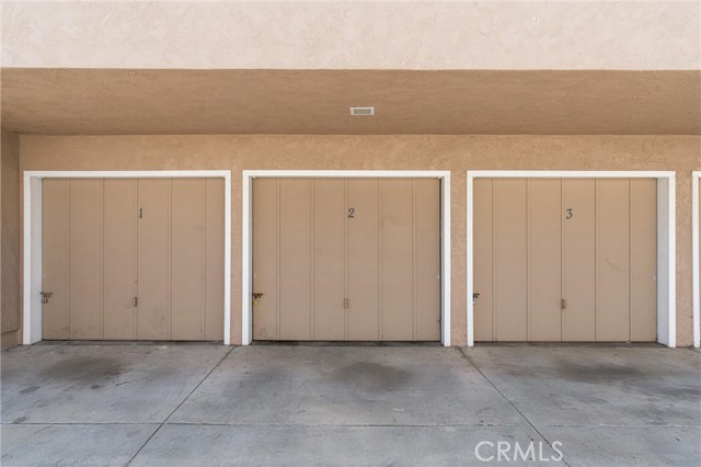 Detail Gallery Image 24 of 28 For 16881 Hoskins Ln #2,  Huntington Beach,  CA 92649 - 1 Beds | 1 Baths