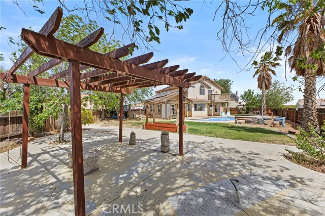 Detail Gallery Image 29 of 33 For 12929 Topaz Cir, Victorville,  CA 92392 - 5 Beds | 3 Baths