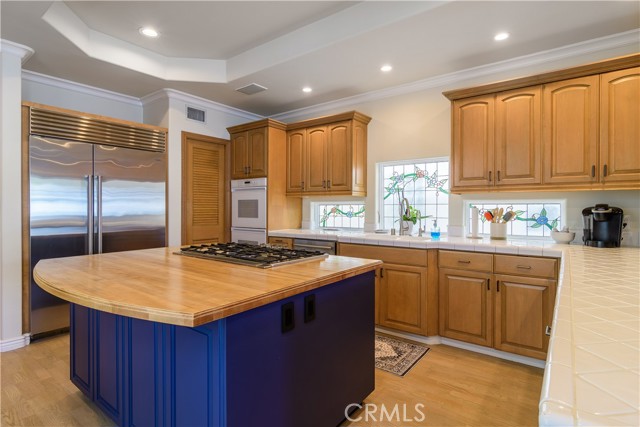 Detail Gallery Image 9 of 28 For 331 E Bay Front, Newport Beach,  CA 92662 - 3 Beds | 3 Baths