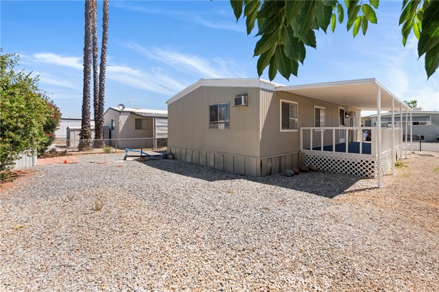 27150 Shadel Road, Menifee CA: https://media.crmls.org/medias/6a69681e-a5b8-4822-a264-538882bfb197.jpg