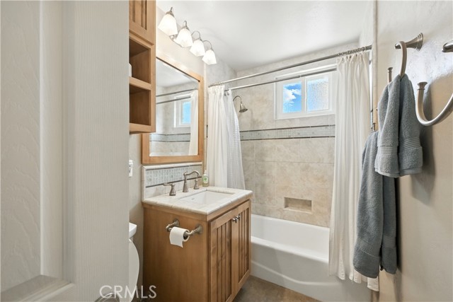 26825 Calle Almanza, Dana Point CA: https://media.crmls.org/medias/6a69a127-81c9-441a-94c8-947f93642c0c.jpg