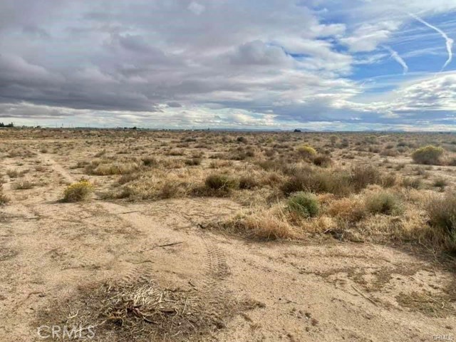 0 65th St. W & Ave G-4, Lancaster CA: https://media.crmls.org/medias/6a6ab376-2a44-436e-b842-8a62fe10eca6.jpg