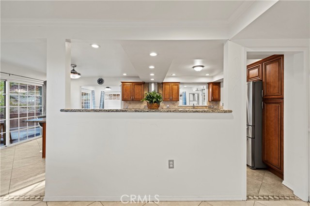 10685 Ledeen Drive, Lakeview Terrace CA: https://media.crmls.org/medias/6a6b86f2-f068-4cf0-9903-061273c50cc7.jpg
