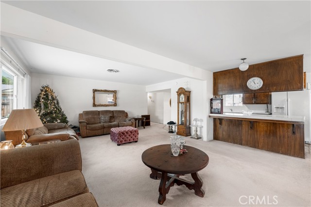 Detail Gallery Image 11 of 43 For 4308 Charter Oaks, Bakersfield,  CA 93309 - 3 Beds | 2 Baths