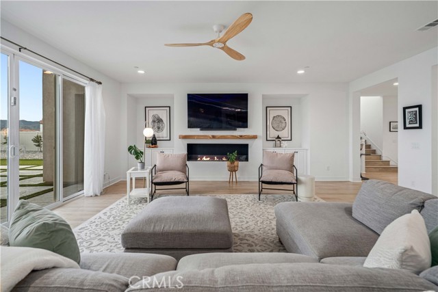 Detail Gallery Image 12 of 74 For 3731 Eliopulos Ranch, Palmdale,  CA 93551 - 5 Beds | 3 Baths