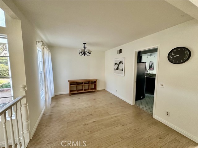 Detail Gallery Image 6 of 26 For 19 Dartmouth, Irvine,  CA 92612 - 2 Beds | 2/1 Baths