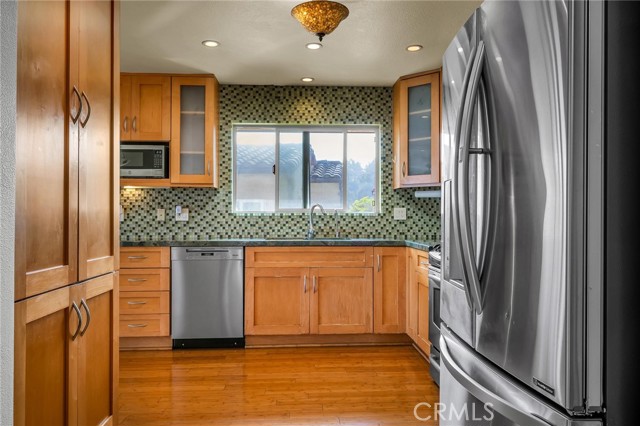 Detail Gallery Image 11 of 36 For 2906 Baywater Ave #6,  San Pedro,  CA 90731 - 3 Beds | 2/1 Baths