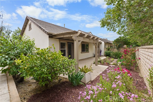 2095 Tulip Avenue photo 7