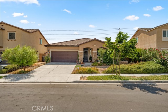 Detail Gallery Image 1 of 24 For 26947 Mountaingate St, Menifee,  CA 92585 - 4 Beds | 3 Baths